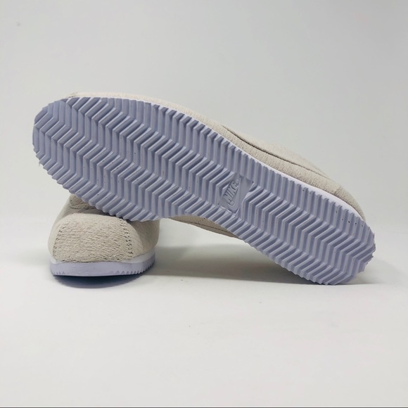 Nike Stranger Things Classic Cortez Upside Down - Picture 4 of 7